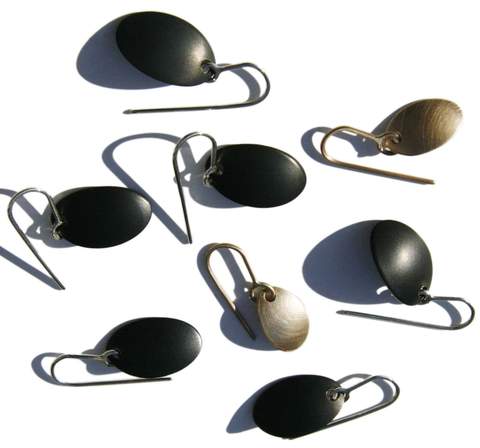 Oval earrings (hooks)